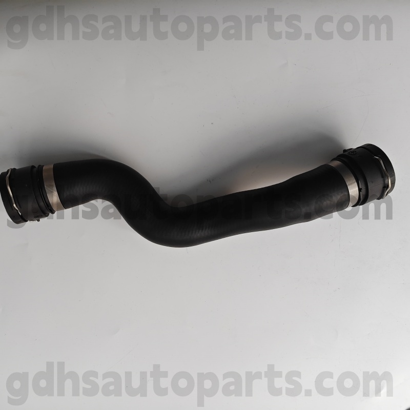 320255 Nissenova radiátorová hadice pro Freelander OE ne. LR000931