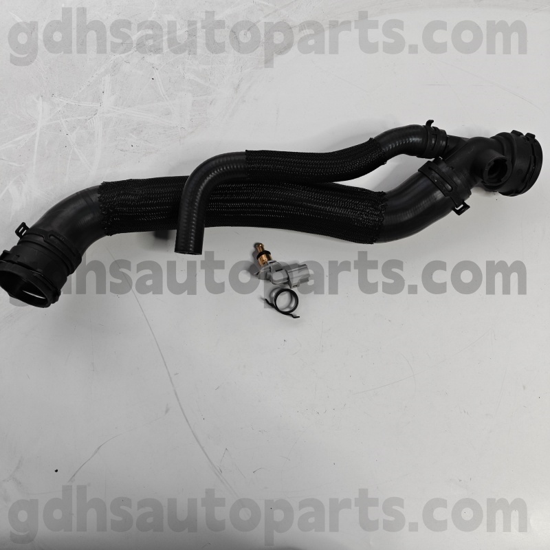 320257 NISSSENS RADIATOR HASE PRO RANGE ROVER SPORT OE NO. LR166362