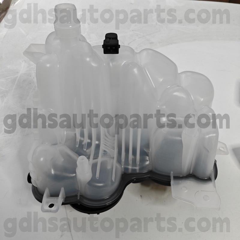 996316 NISSSENS Expansion Tank pro Range Rover Velar OE no. LR128194